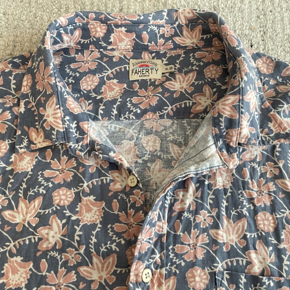 Faherty Short Sleeve Button Down - Picture 6 of 10